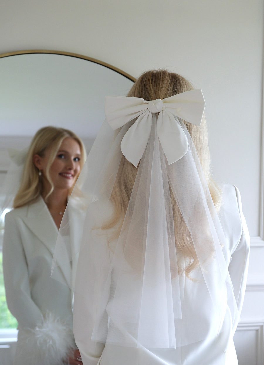 Lucia Bow Veil